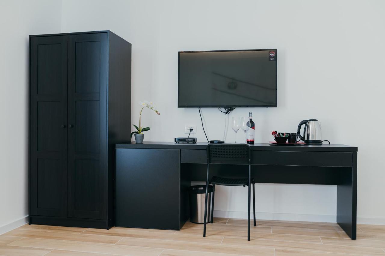 Poppy Downtown Suites Sarajevo Σαράγεβο Εξωτερικό φωτογραφία